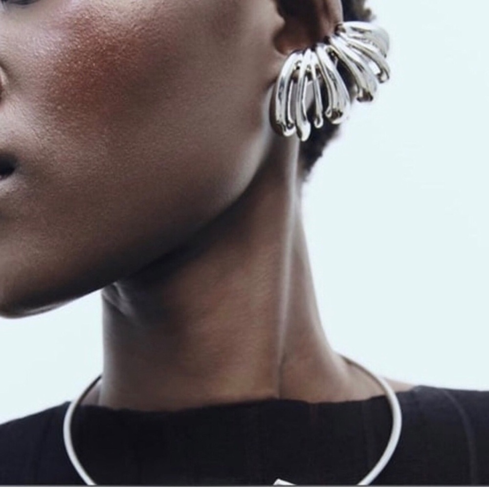 New Zara Chunky Metallic Ear Cuffs Earrings - Picture 15 of 16
